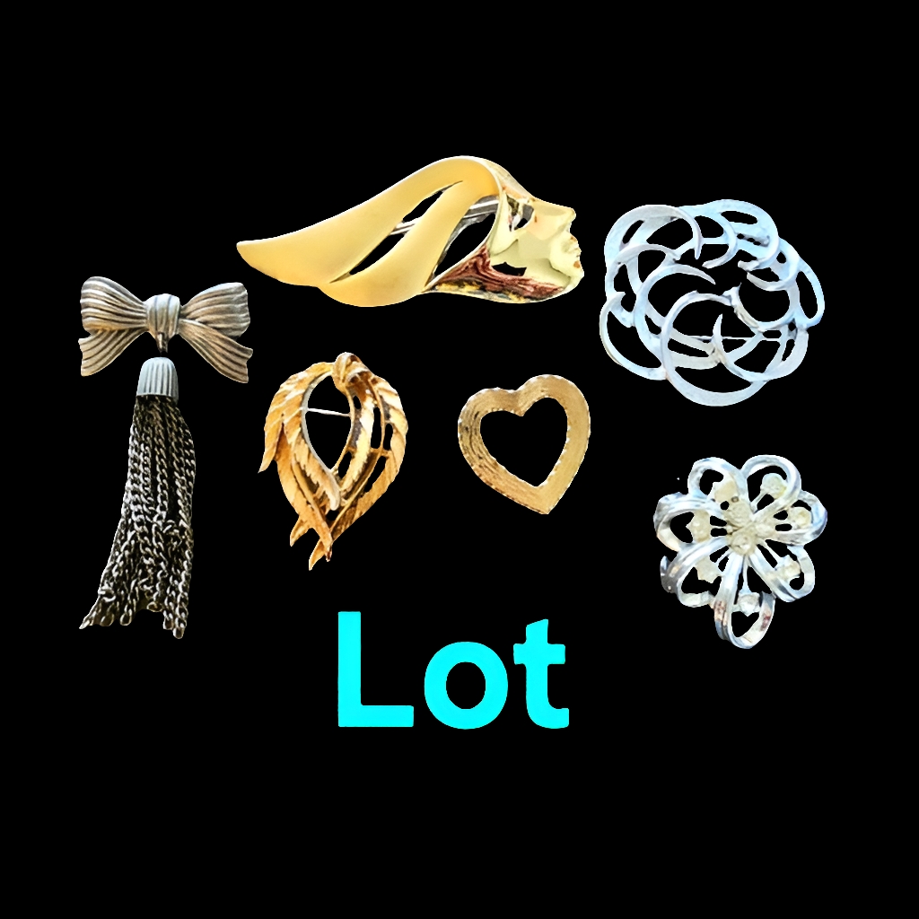 Costume Jewelry Bundle Lot Gold Silver Ton Brooches Scarf Pin Some Signed